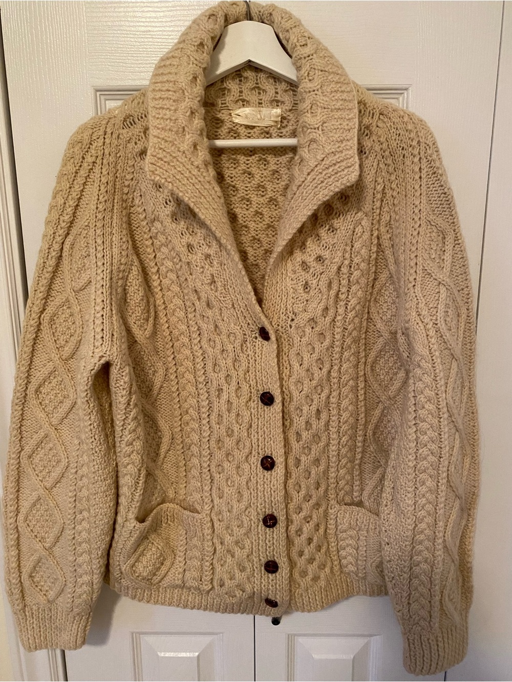 Heather Crafts hand Made Aran Cable-Knit Button-Front 100% wool Cardigan M/L